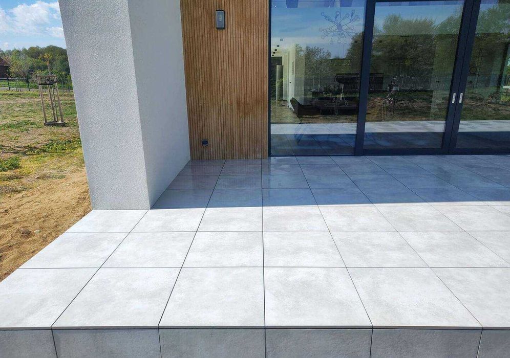 Płyty gresowe tarasowe Goliat 60x60x2cm white