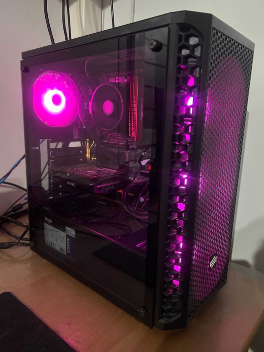 Komputer stacjonarny