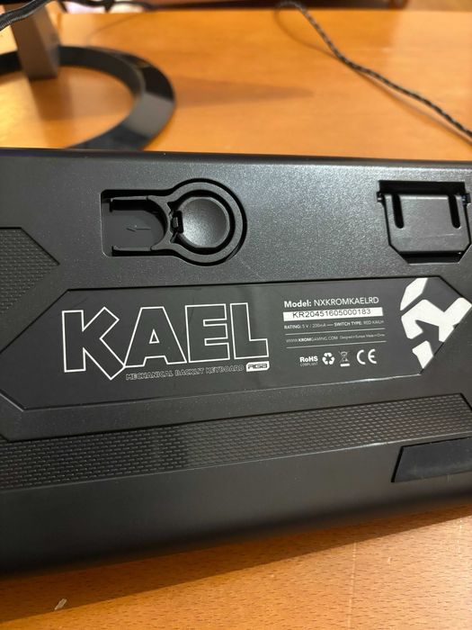 Computador Torre + Monitor | RAM 8Gb Disco 1Tb