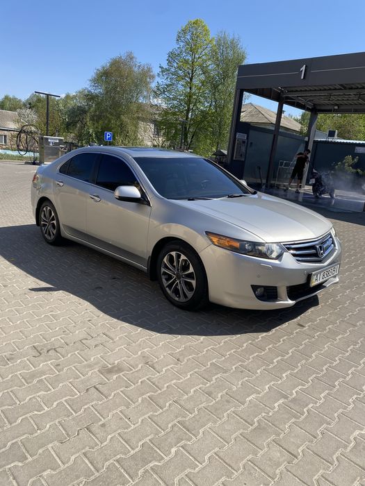 Honda accord 8 2.4