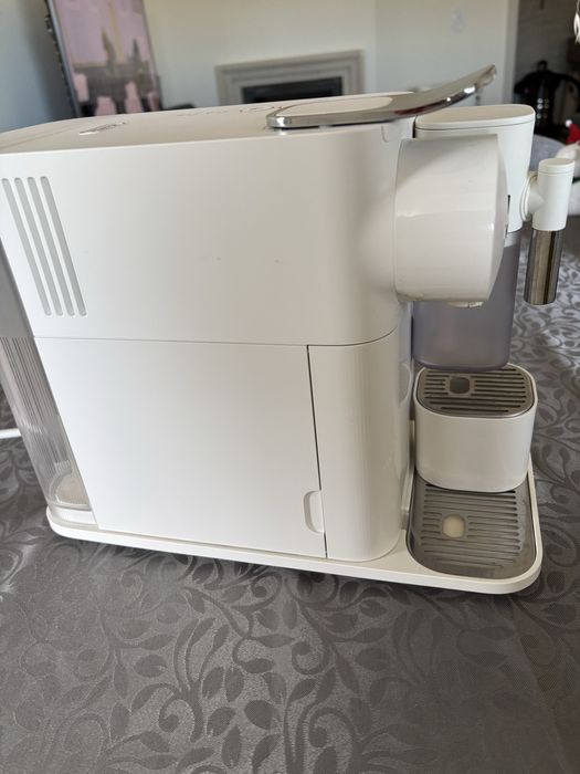 Nespresso Latissima one