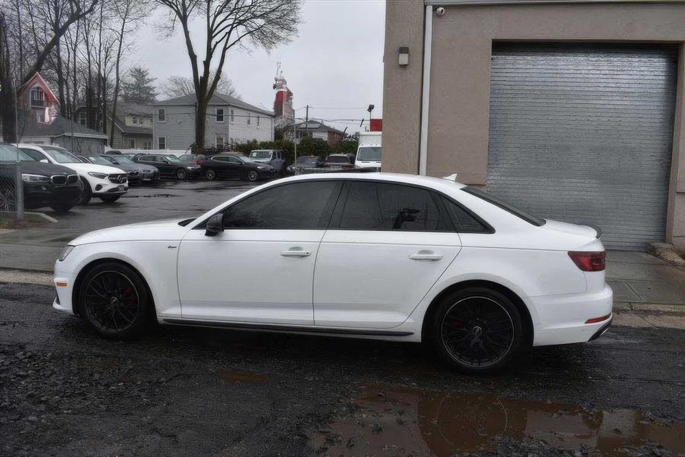 Audi A4 quattro Premium Plus      2019