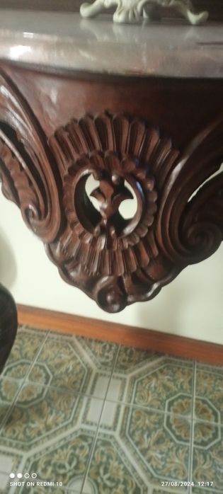 Credencia e espelho Vitoriana