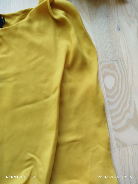Żółta elegancka wizytowa asymetryczna bluzka Ochnik M