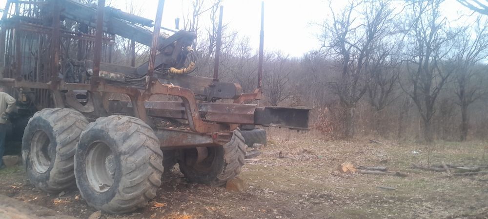 Valmet 840 форвардер