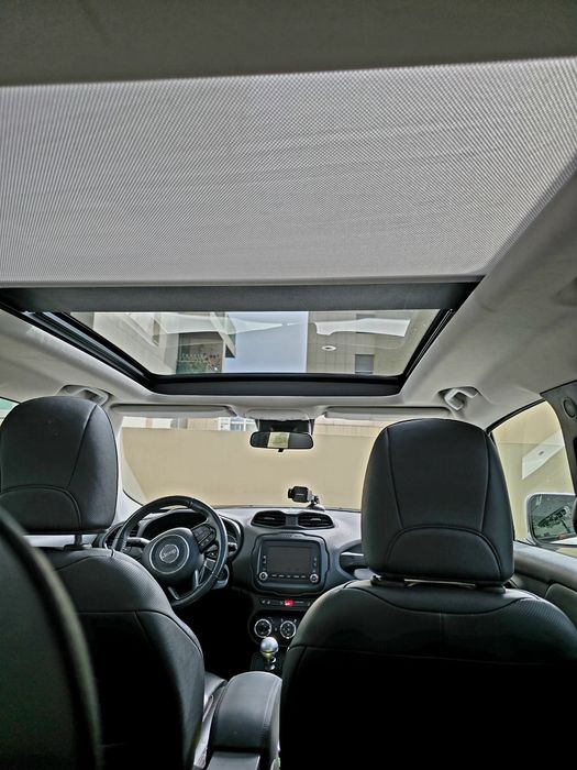 Jeep Renegade 1.4 gasolina motor eco turbo de 140 cv.com 114 000 kilom.