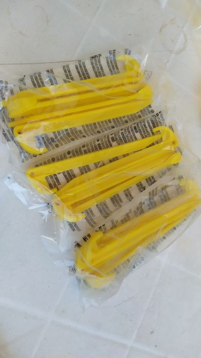 Estacas para Campismo e Insufláveis