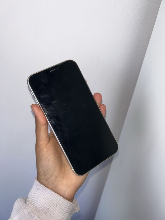iphone 11 - branco - 64 gb