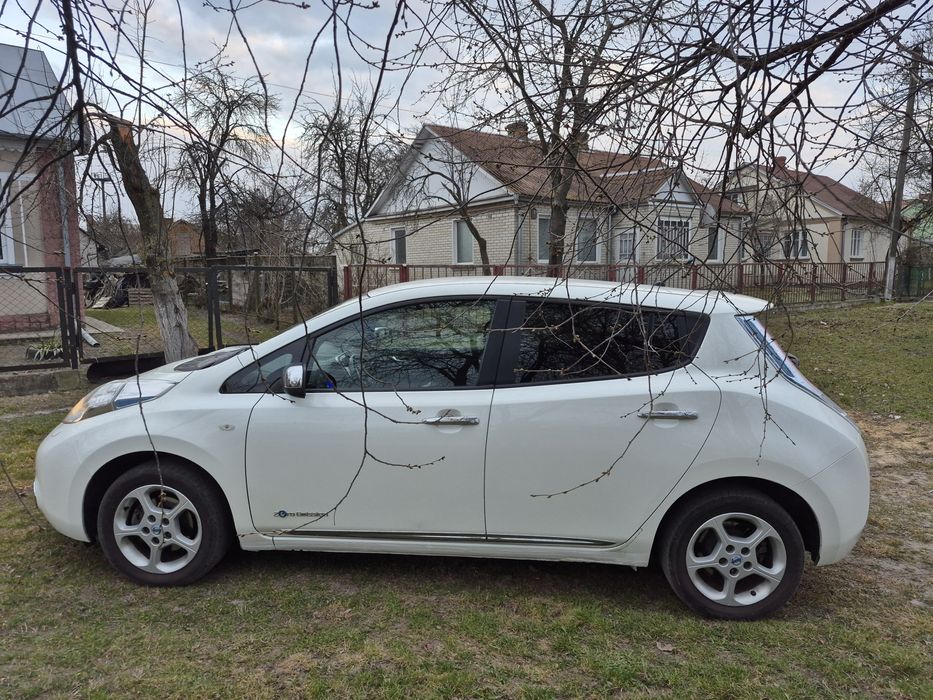 Продам  Nissan Leaf Zero Emission. Здоров'я батереї 100%