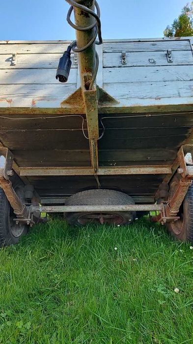 Przyczepa samochodowa lekka