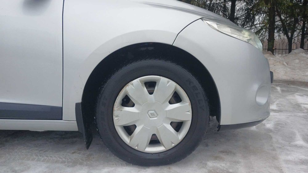 Renault MEGANE 3, хороший стан не ушатаний корч.