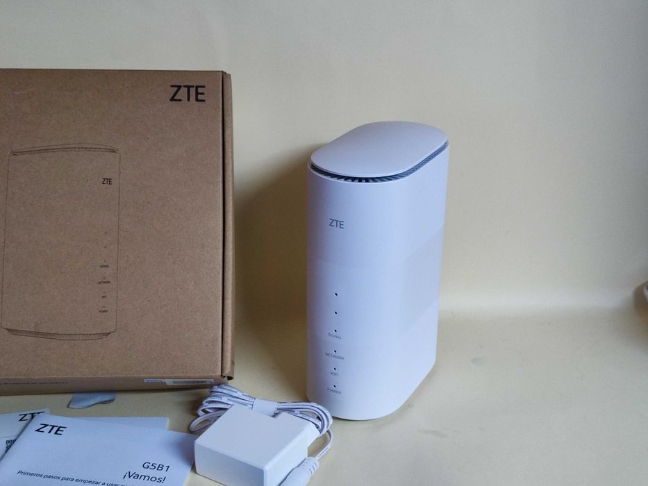 ZTE 5G Wi-Fi 6 Router SIM Desbloqueado