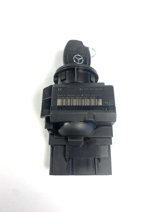 Замок запалювання Mercedes Sprinter W906 Мерседес Спринтер A9069008600