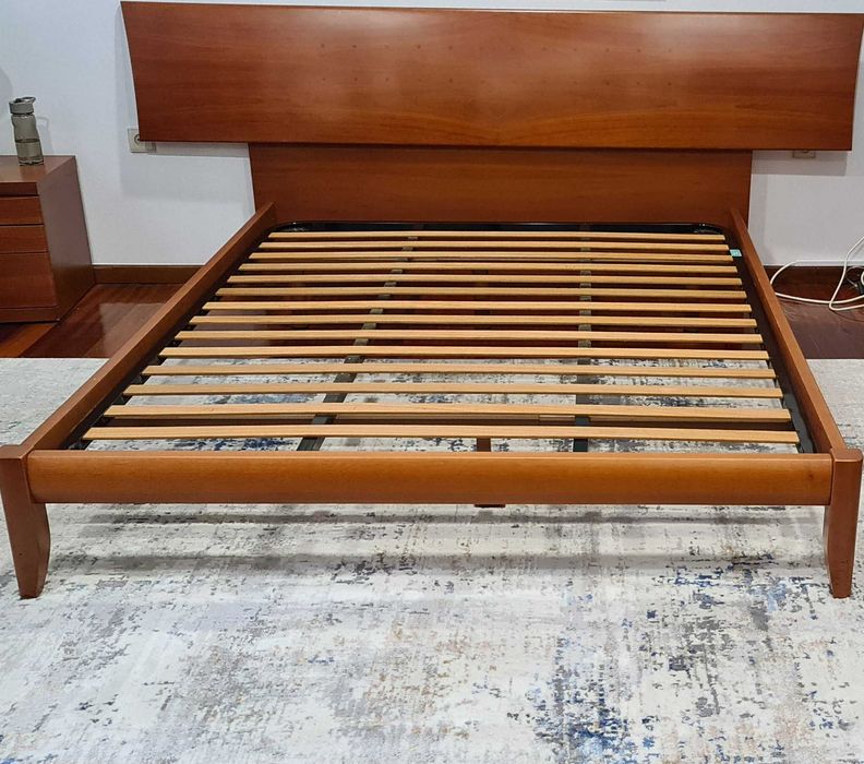 Cama de Casal Usada