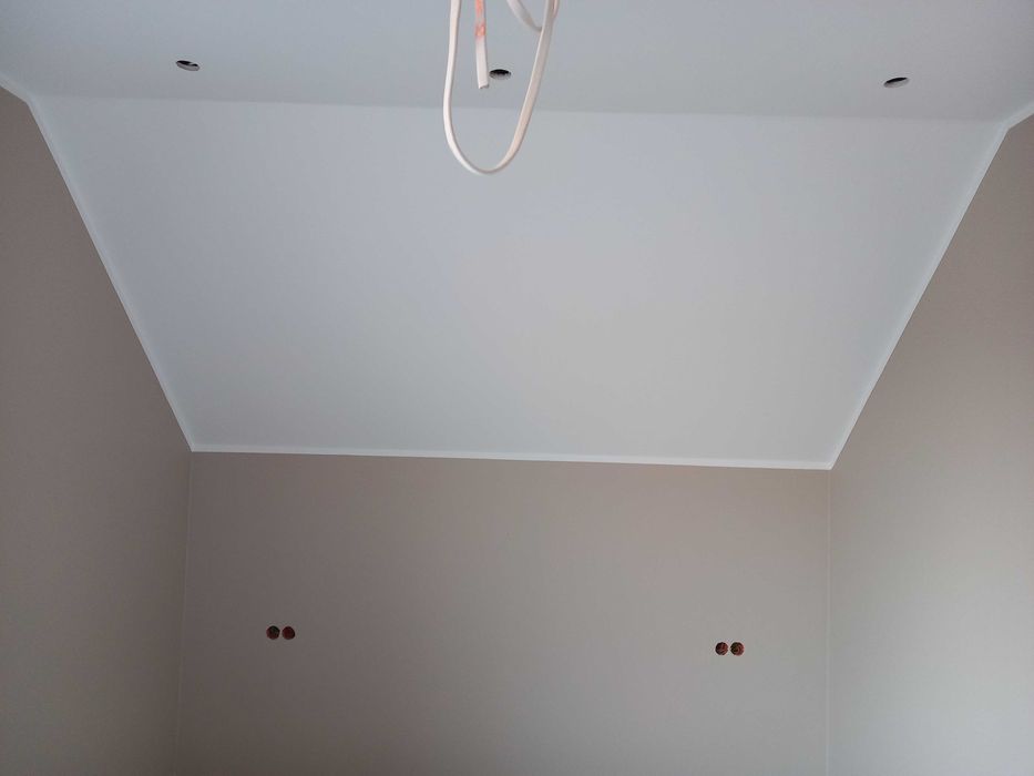 Wykończenia wnętrz: regipsy, poddasza, wełnowanie, szpachlowanie,