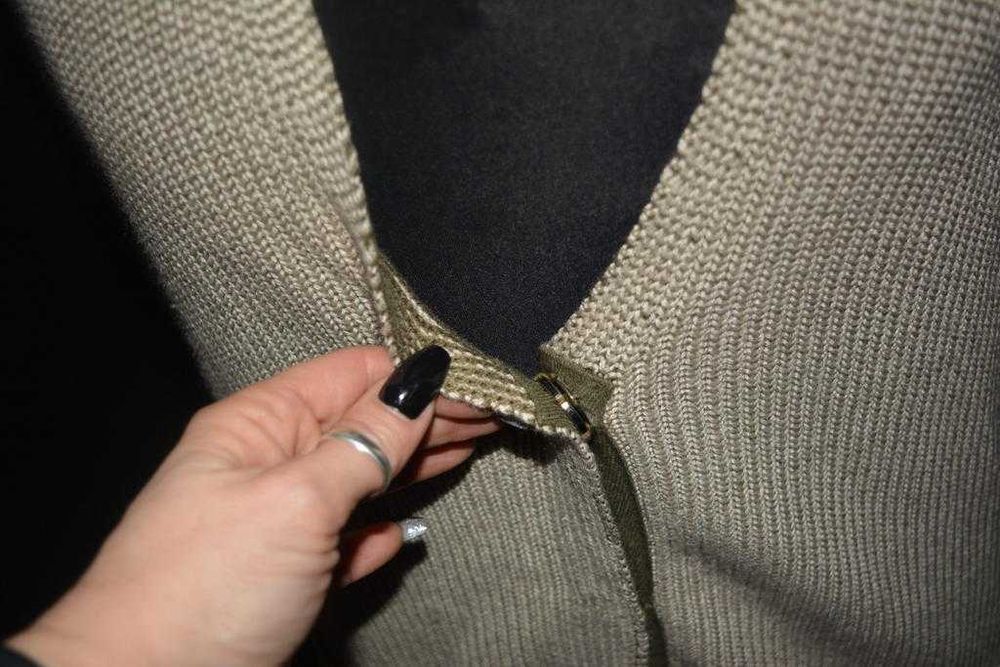 Sweter Bonprix 44/46 zapinany na zatrzaski