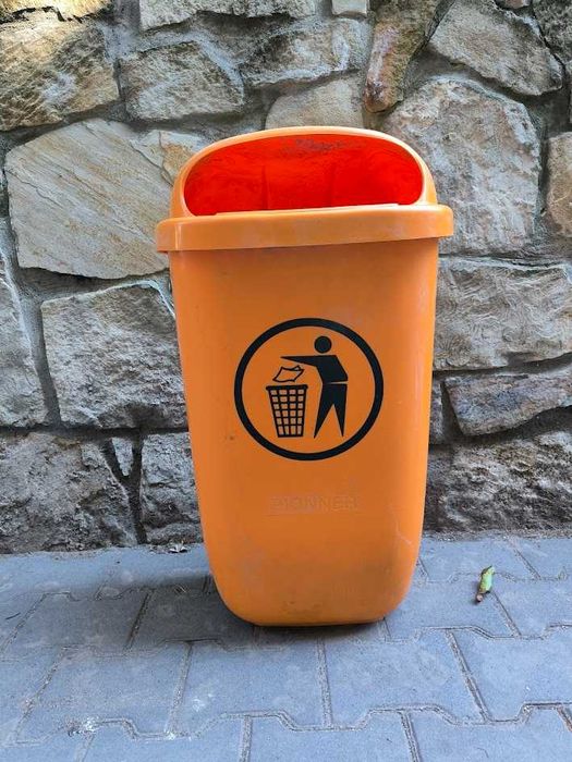 бак для сміття вуличний навісний