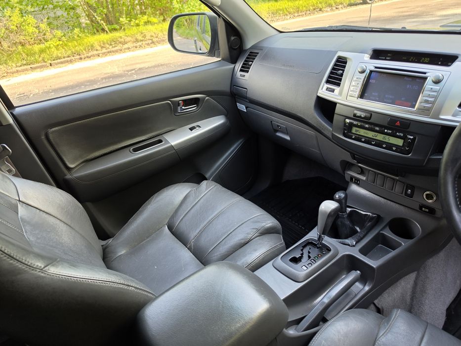 Toyota Hilux 3.0 Diesel 2012 рік