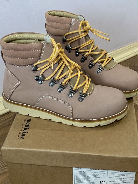 Сапоги кожа Medicine продам