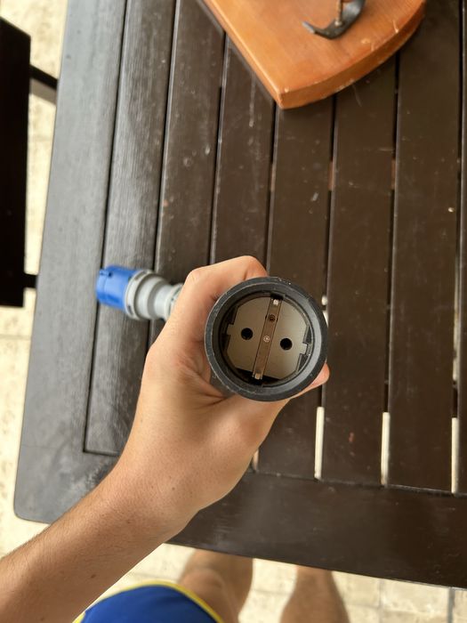 Cano de alta tensão