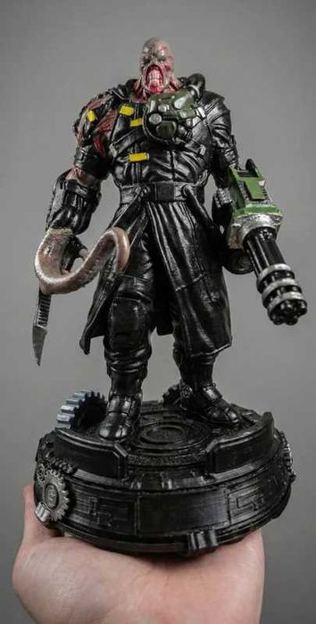 Figura Nemesis Resident Evil
