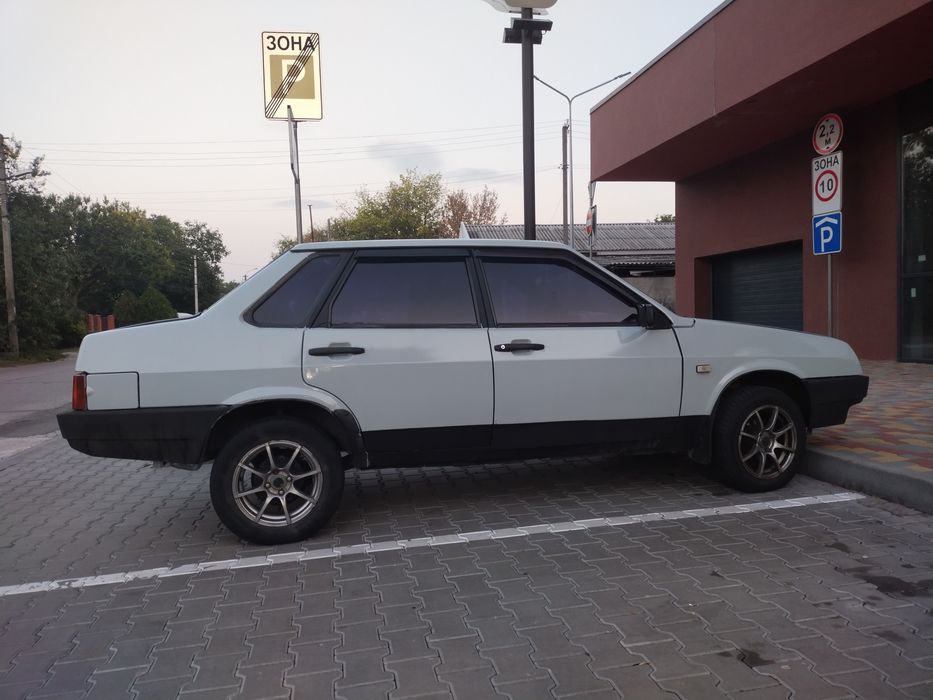 Продам ВАЗ 21099і