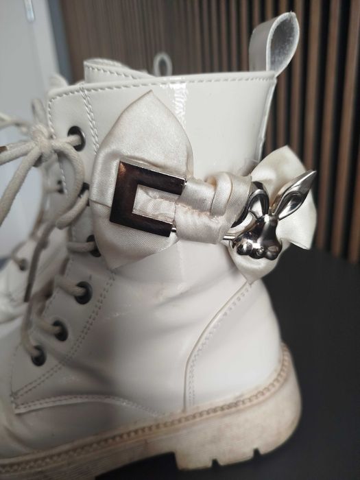 Dziewczynka botki kremowe 30 sznurowane + zamek boczny kokarda