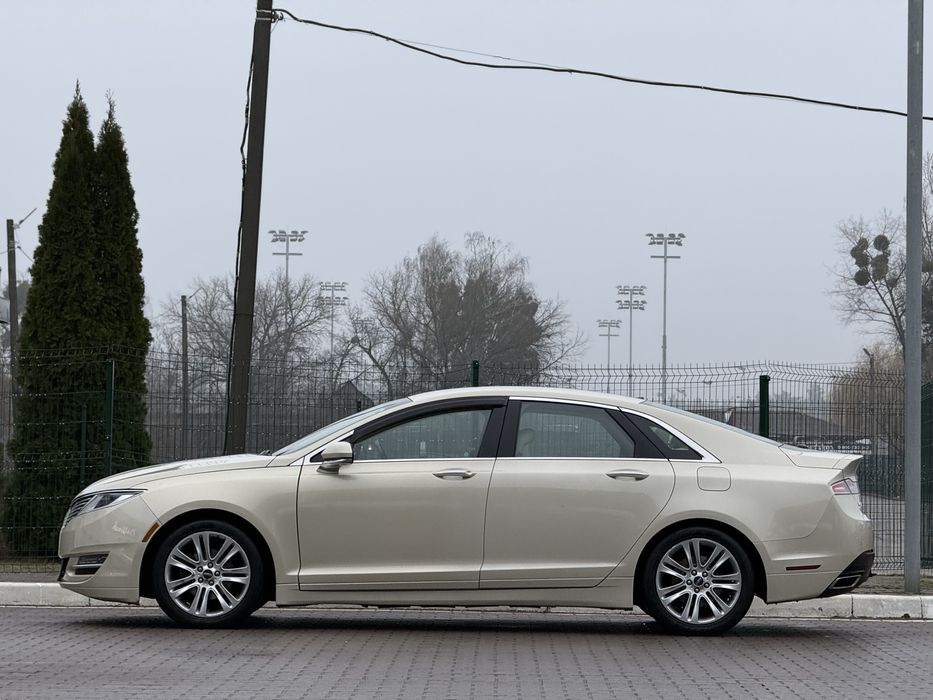Lincoln MKZ 2014 року, 2.0 Hybrid, автомат, передній привід.
