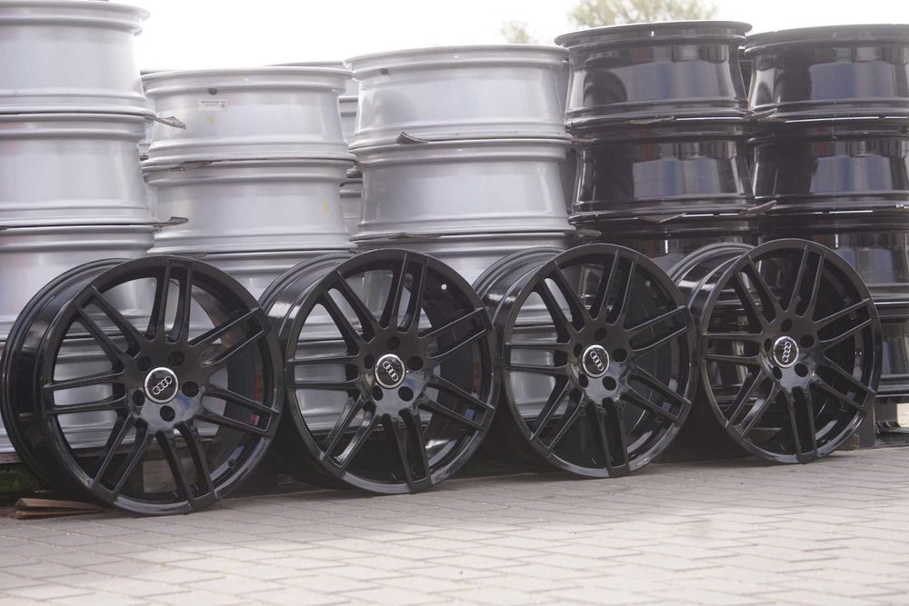 Alufelgi do Audi wzor RS4 5x112 8Jx18 et35 cb57,1mm w czarnym lakierze, nowe dekielki