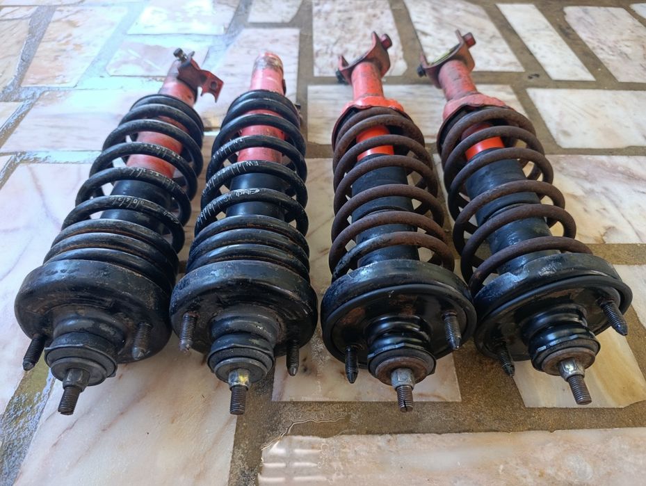 Suspensao KYB  Desportiva com molas eibach Honda Crx Del Sol Civic EG EH EJ EK