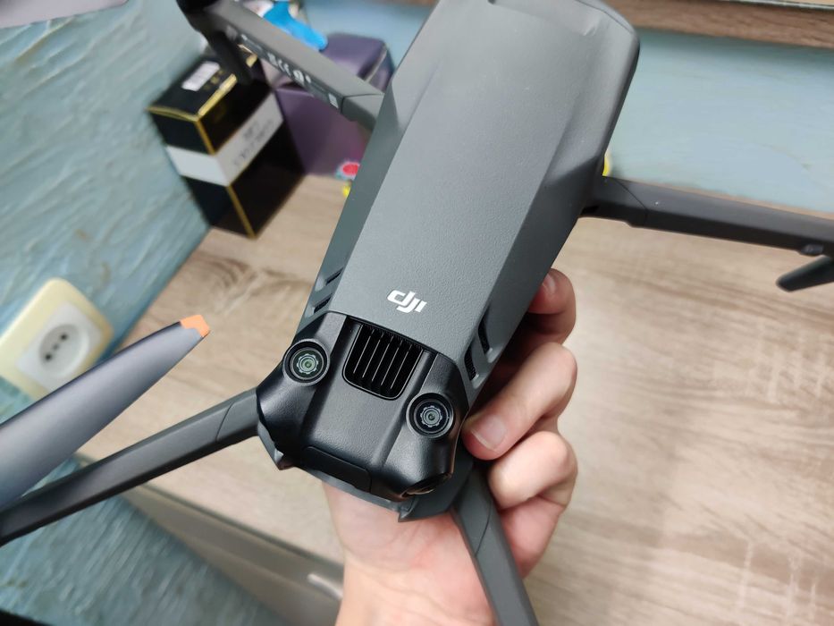 Дрон DJI Mavic 3 Pro квадрокоптер drone Mavik Мавік мавік 3 про