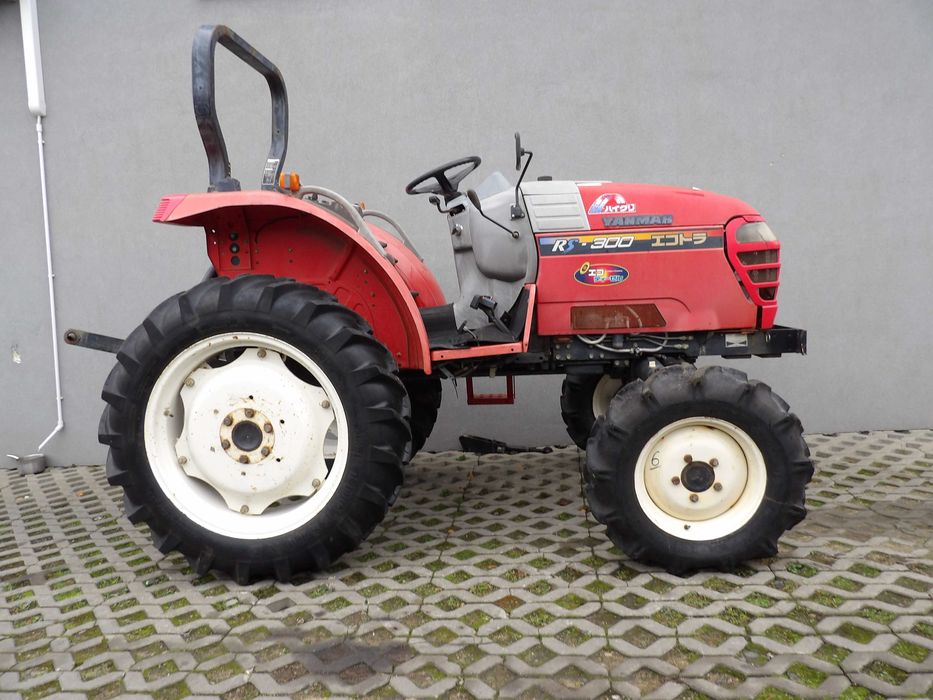 Yanmar AF RS 30 do szparagów między rzędy wysoki prześwit  4x4 kubota