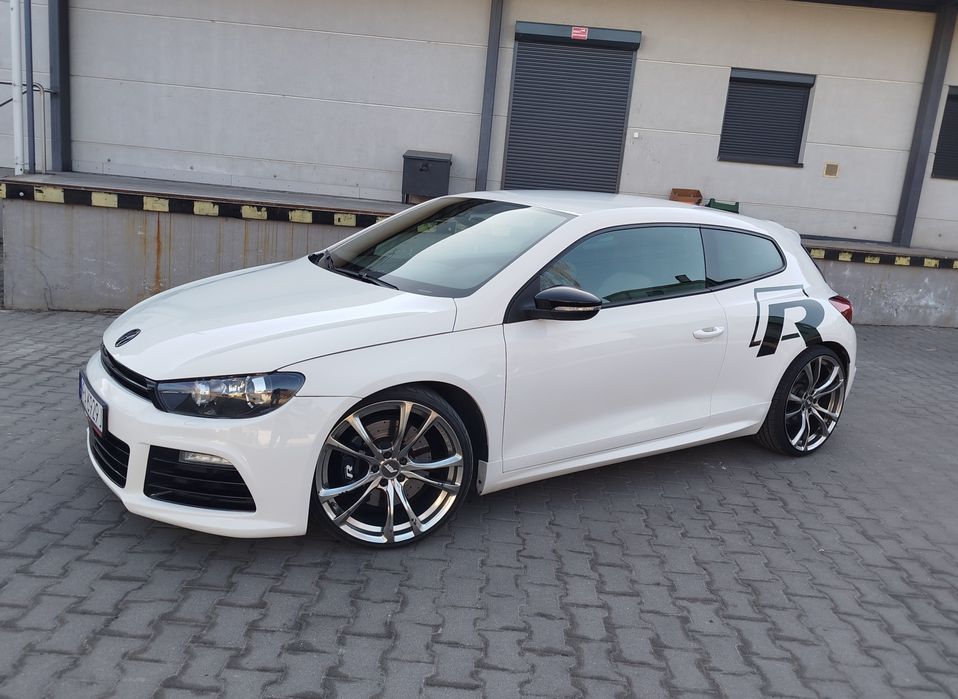 Scirocco R 330KM
