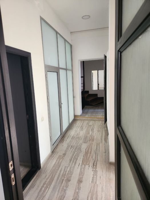 Отдельно стоящее офисное здание. Собственник