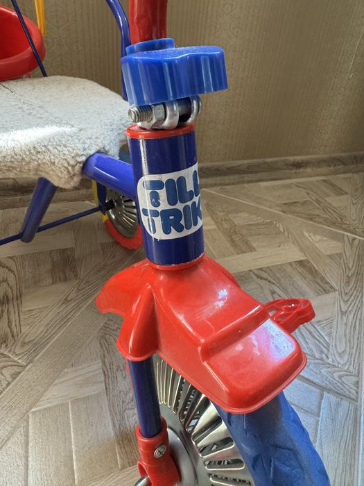 Триколісний велосипед Tilly Trike