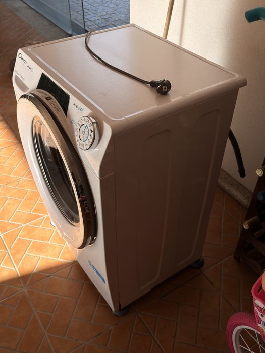 Maquina lavar roupa