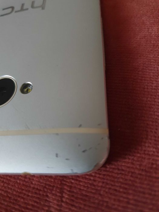 HTC ONE telefon komórkowy