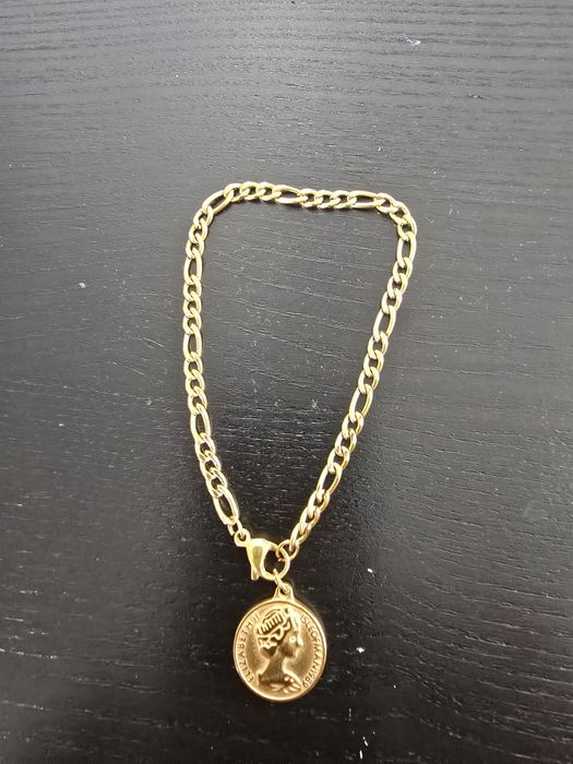 Pulseira com pendente em ouro cubano