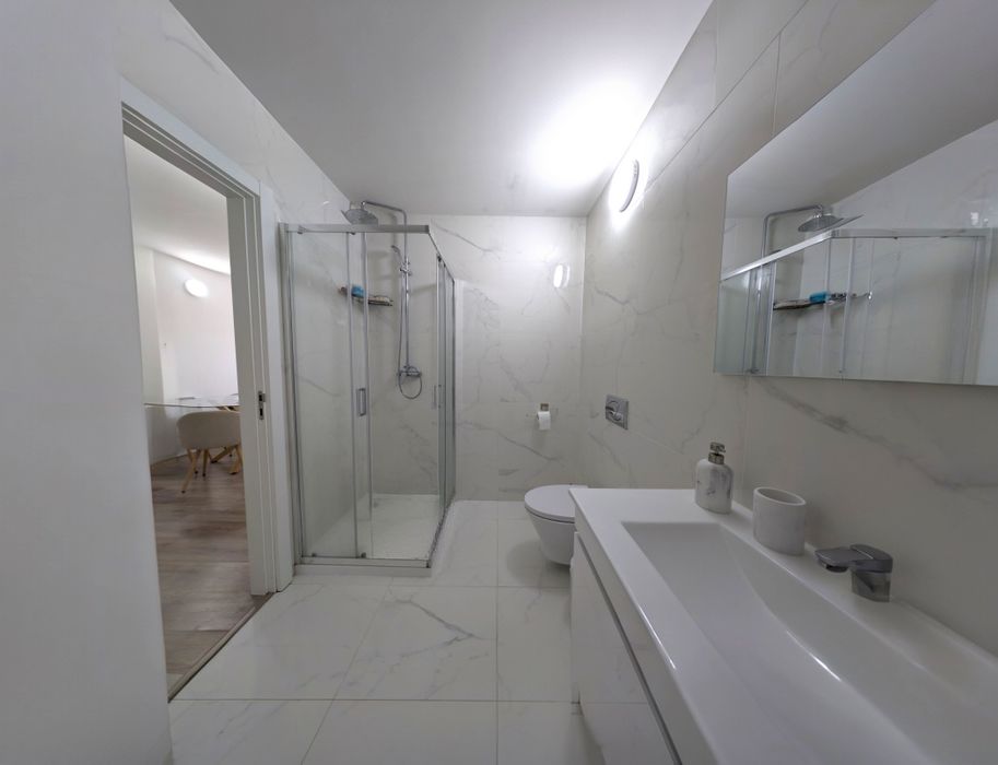 Apartamento T1 com lugar garagem Centro Valença