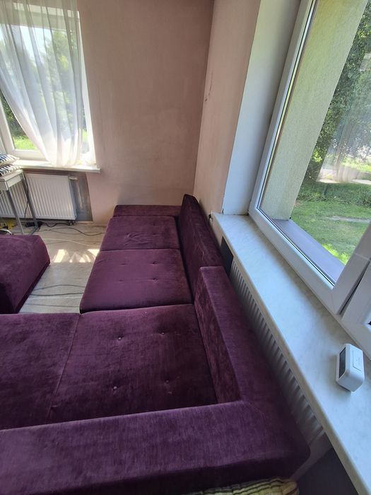 Rogówka sofa z pufą