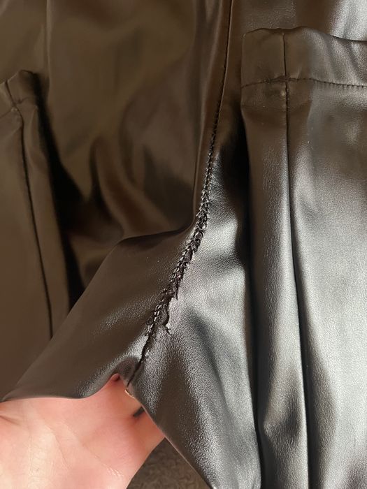 Шкіряні чорні штани