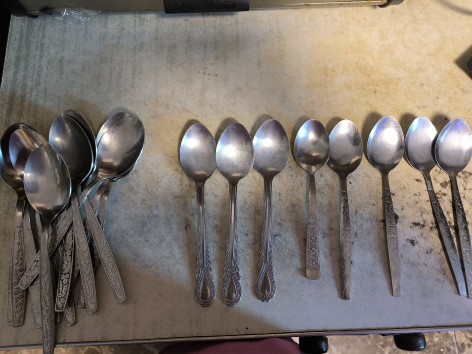 Ложки столові і десертні
