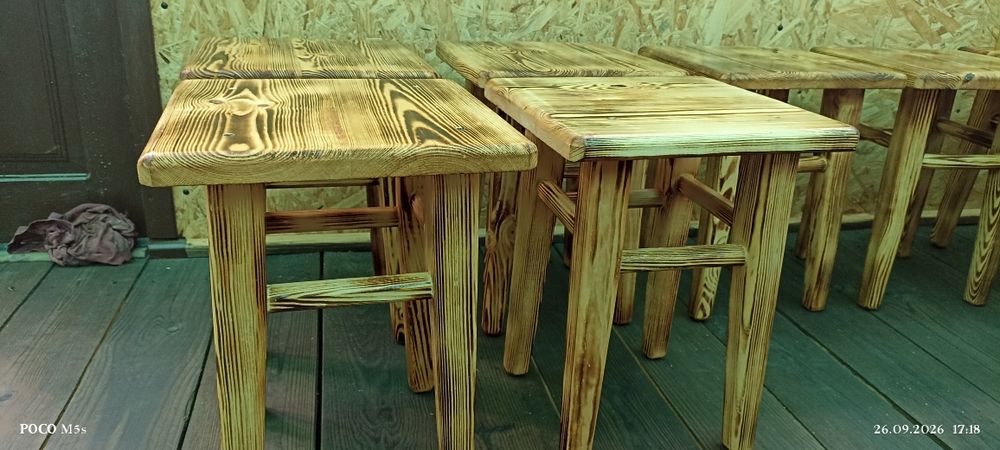Стільчики кухонні дерев'яні