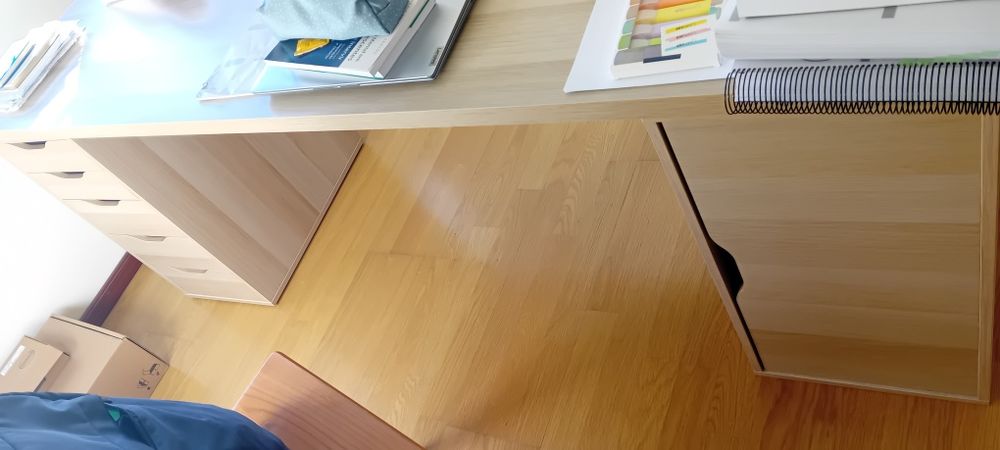 Secretaria  veladura branca efeito carvalho IKEA