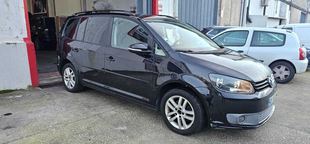 Volkswagen Touran 7 Lugares - Gasóleo