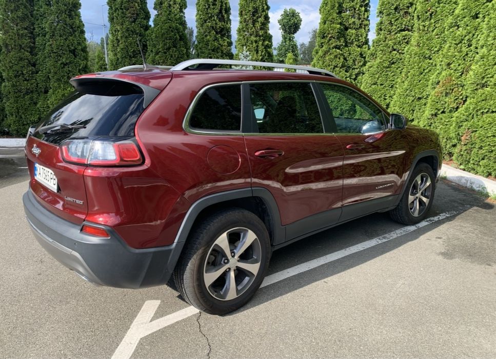 Jeep Cherokee limited 2019 р. Обʼєм 2,0 л