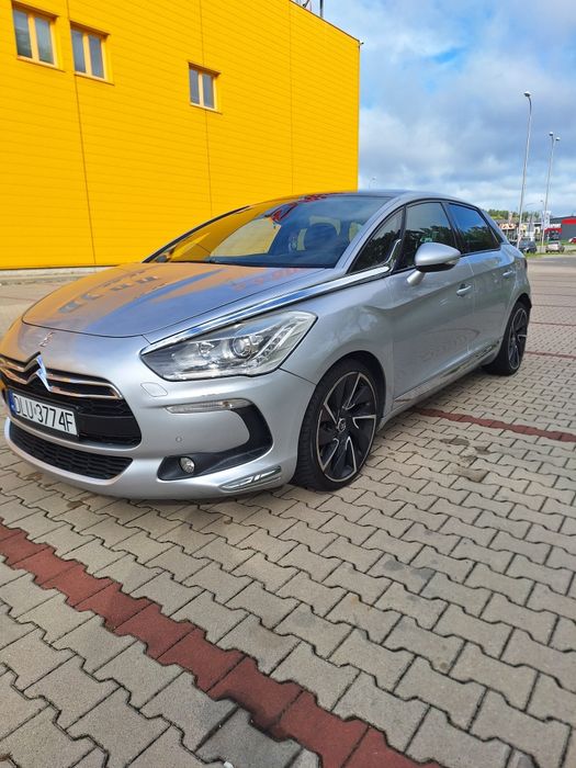 Citroën DS5