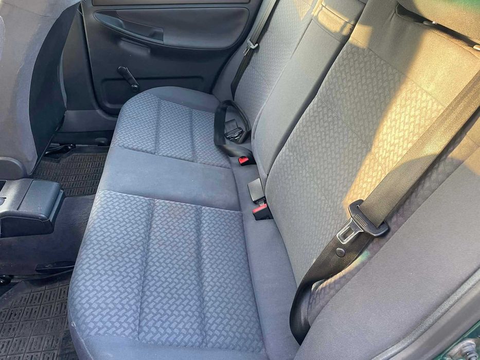 Audi A4 B6  1.6 Benzyna+gaz