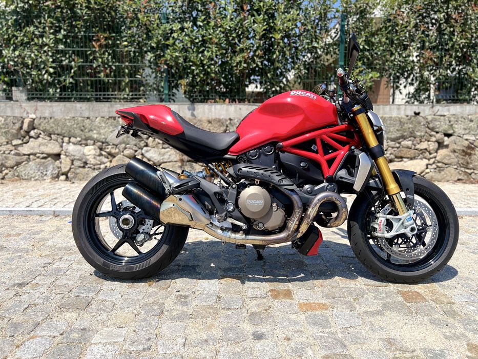 Ducati Monster 1200 S | 2016 | 8.373 km | Revisão Ducati + Pneus Novos