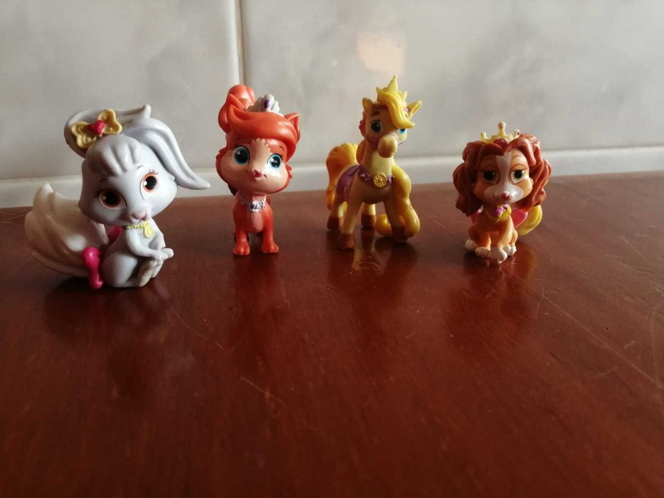 Lote de bonecas em excelente estado